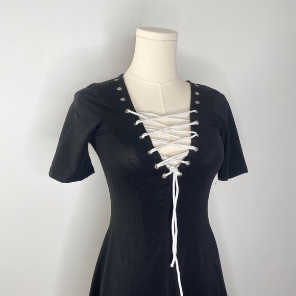 Current Mood Dollskill Black Lace-up Dress - goth - Picture 2 of 6